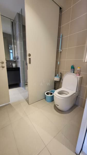 Servis Apartment untuk Disewa di The Park 2 - Lai Lick Haw - Bathroom - PropertyGuru.com.my