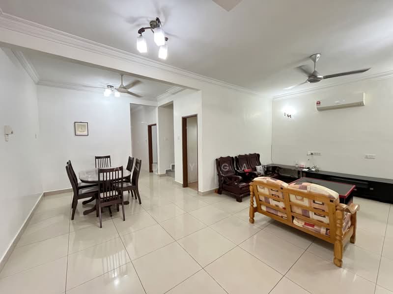 Terraced House for Rent in Bandar Botanic (Klang) - Anddy Gan - Living Room - PropertyGuru.com.my