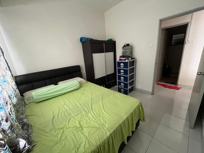 Service Residence for Sale at Main Place Residence - Vivian Tan - Bedroom - PropertyGuru.com.my