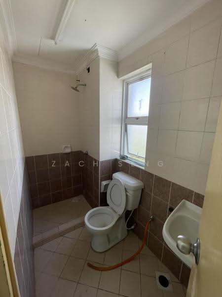 Condominium for Sale at Desa Impiana - Zach Seng - Bathroom - PropertyGuru.com.my