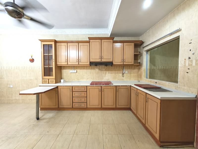 2-storey Terraced House for Sale in Bandar Tun Hussein Onn (Cheras) - Ali Idris - Kitchen - PropertyGuru.com.my