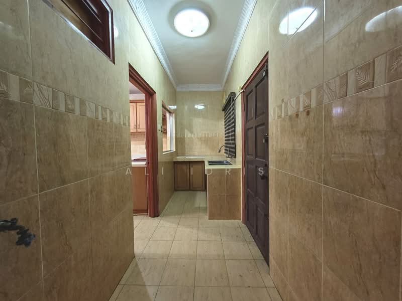 2-storey Terraced House for Sale in Bandar Tun Hussein Onn (Cheras) - Ali Idris - Kitchen - PropertyGuru.com.my