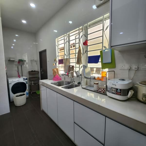 2-storey Terraced House for Sale in Kota Kemuning (Shah Alam) - Irish Shek - PropertyGuru.com.my
