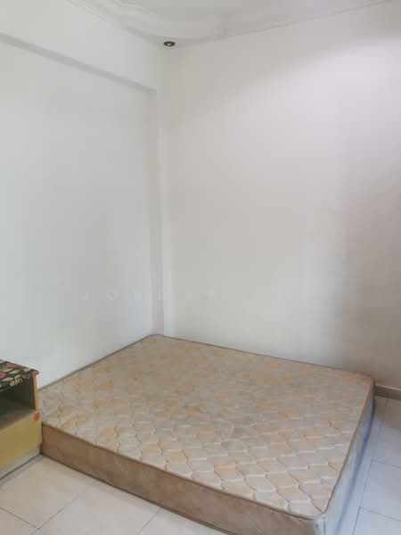 Flat for Rent at Tun Sri Lanang - Jordan Lee - Bedroom - PropertyGuru.com.my