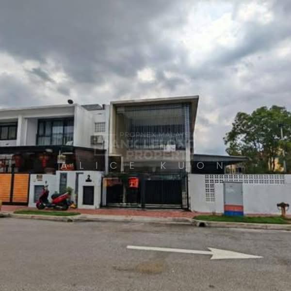 Rumah Teres 2 Tingkat untuk Dijual di Puchong (Selangor) - Alice Kuon - Exterior - PropertyGuru.com.my