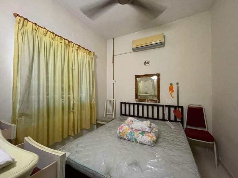 2-storey Terraced House for Sale in Subang (Selangor) - Sa'a Nordin - Bedroom - PropertyGuru.com.my