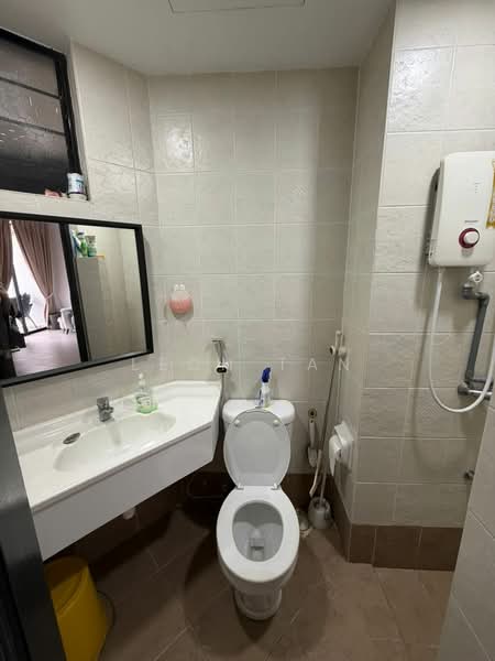 Condominium for Rent at Casa Tropicana - Leon Tan - Bathroom - PropertyGuru.com.my