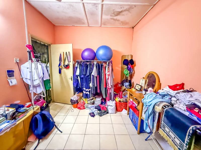 Rumah Teres 1 Tingkat untuk Dijual di Seksyen 17 (Shah Alam) - Mu'izz Halim - PropertyGuru.com.my