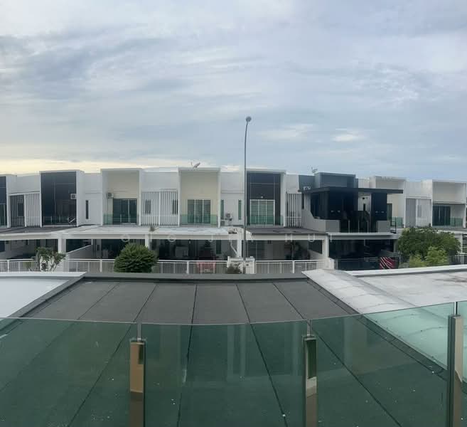 2-storey Terraced House for Sale in Hijayu 3 Sendayan (Bandar Sri Sendayan) - Ong Jia Hui - Exterior - PropertyGuru.com.my