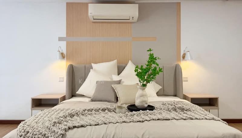 Service Residence for Rent at Pinnacle Kelana Jaya - Kim Ling - Master Bedroom - PropertyGuru.com.my
