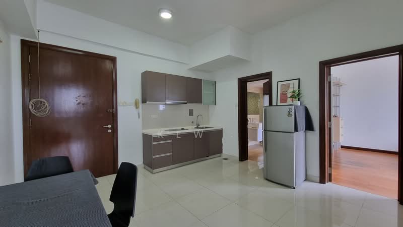 Service Residence for Rent at Regalia Residence - Kew . - Kitchen - PropertyGuru.com.my