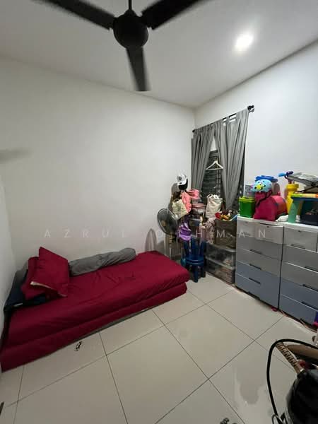 1-storey Terraced House for Sale in Lukut (Negeri Sembilan) - Azrul Othman - Bedroom - PropertyGuru.com.my