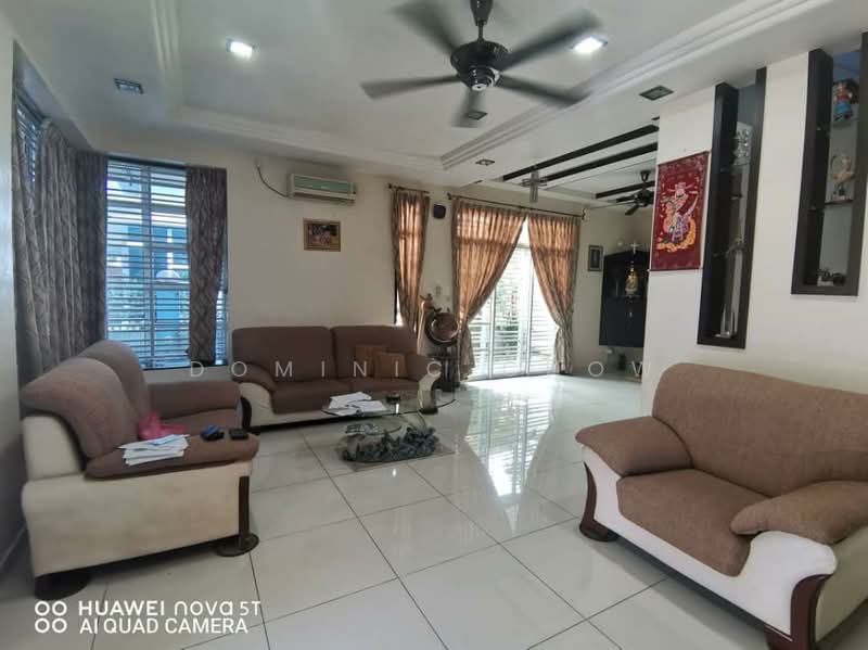 Rumah Berkembar untuk Disewa di Bukit Indah (Iskandar Puteri (Nusajaya)) - Dominic Chow - Living Room - PropertyGuru.com.my