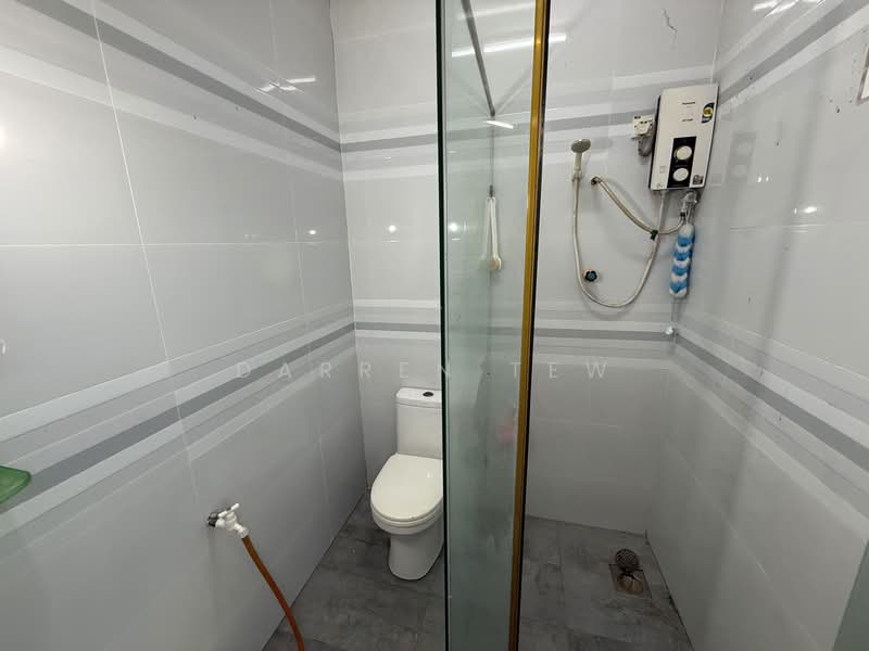 Terraced House for Rent in Kampung Ulu Tiram (Ulu Tiram) - Darren Tew - PropertyGuru.com.my