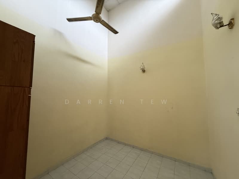 Terraced House for Rent in Kampung Ulu Tiram (Ulu Tiram) - Darren Tew - PropertyGuru.com.my