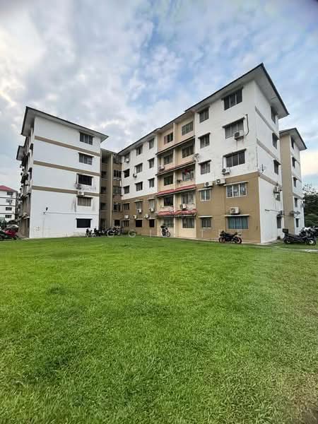 Flat for Sale at Rumah Pangsa Permas Jaya - Paggie Tee - Exterior - PropertyGuru.com.my