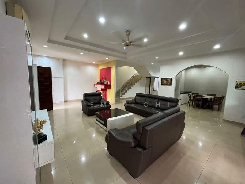 Semi-Detached House for Sale in Laman Residen Kipark Sri Utara (Batu Caves) - Jasemin Chia - Living Room - PropertyGuru.com.my