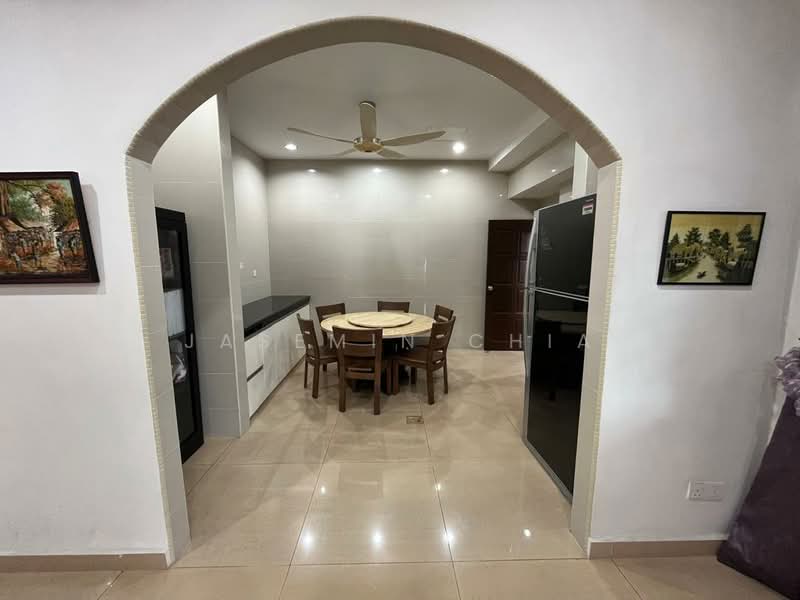 Semi-Detached House for Sale in Laman Residen Kipark Sri Utara (Batu Caves) - Jasemin Chia - Dining Room - PropertyGuru.com.my