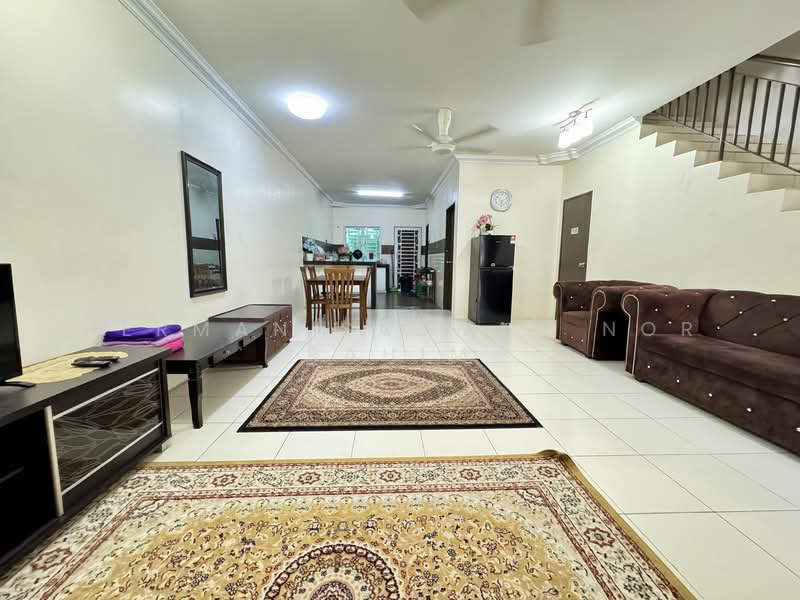 2-storey Terraced House for Sale in Taman Indah Klia (Sepang) - Herman Sazwan Nor Rahim - Living Room - PropertyGuru.com.my