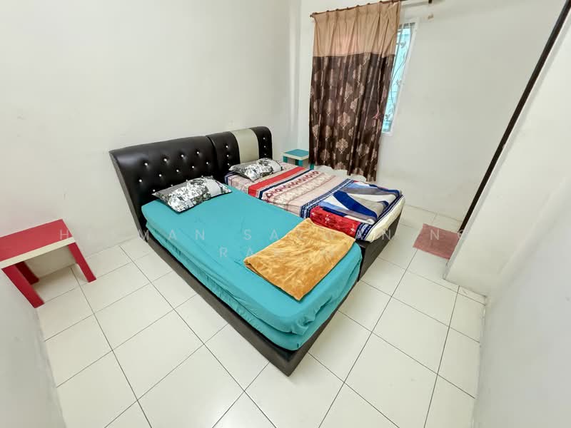 2-storey Terraced House for Sale in Taman Indah Klia (Sepang) - Herman Sazwan Nor Rahim - Bedroom - PropertyGuru.com.my