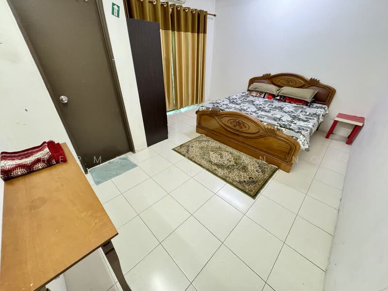 2-storey Terraced House for Sale in Taman Indah Klia (Sepang) - Herman Sazwan Nor Rahim - Bedroom - PropertyGuru.com.my