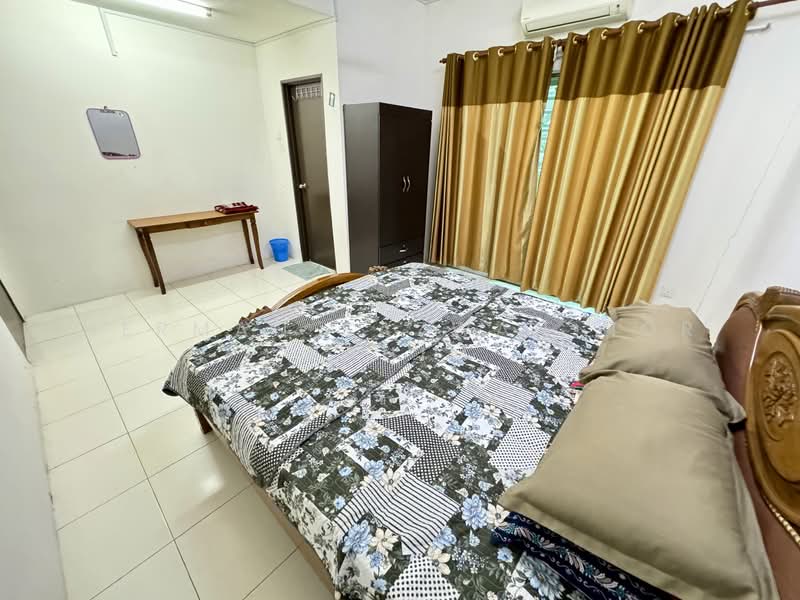 2-storey Terraced House for Sale in Taman Indah Klia (Sepang) - Herman Sazwan Nor Rahim - Bedroom - PropertyGuru.com.my