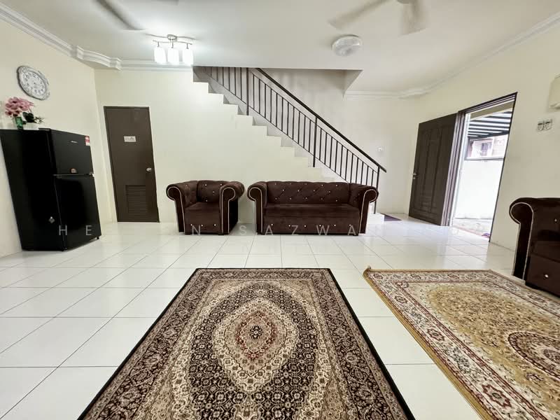 2-storey Terraced House for Sale in Taman Indah Klia (Sepang) - Herman Sazwan Nor Rahim - Living Room - PropertyGuru.com.my