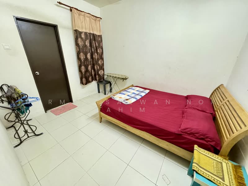 2-storey Terraced House for Sale in Taman Indah Klia (Sepang) - Herman Sazwan Nor Rahim - Bedroom - PropertyGuru.com.my