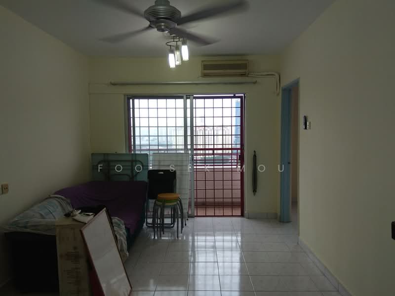 Kondominium untuk Dijual di Idaman Sutera - Foo Sek Mou - Living Room - PropertyGuru.com.my