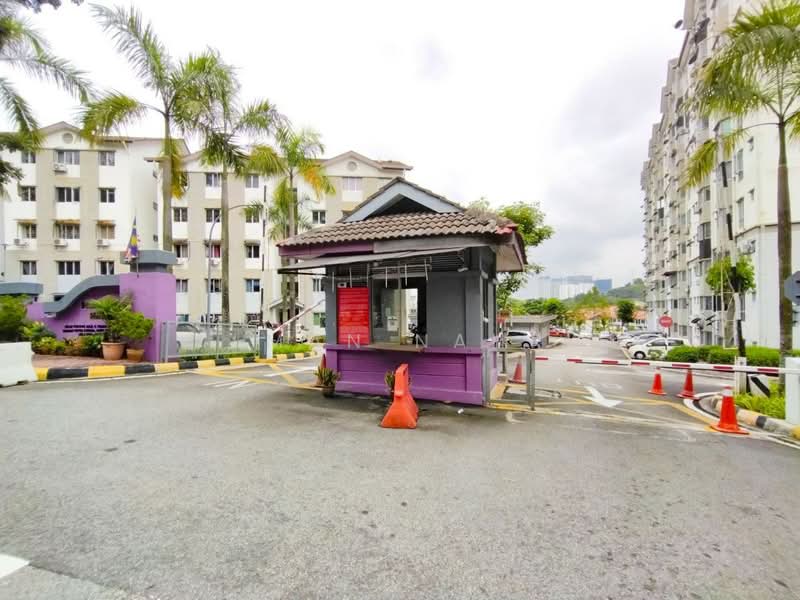 Pangsapuri untuk Dijual di Pangsapuri Mayang (Puncak Jalil) - Ilman Nahri - Exterior - PropertyGuru.com.my