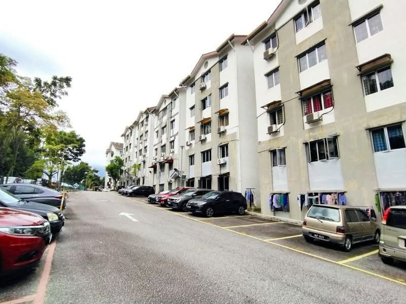 Pangsapuri untuk Dijual di Pangsapuri Mayang (Puncak Jalil) - Ilman Nahri - Exterior - PropertyGuru.com.my