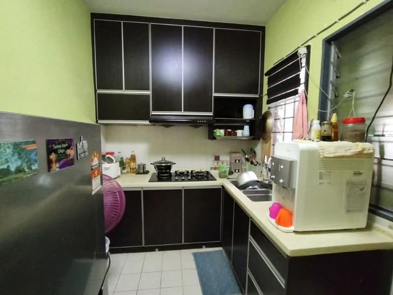 Pangsapuri untuk Dijual di Pangsapuri Mayang (Puncak Jalil) - Ilman Nahri - Kitchen - PropertyGuru.com.my