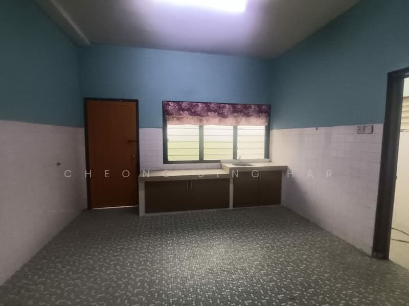 Semi-Detached House for Sale in Sitiawan (Perak) - Cheong Sing Har - Kitchen - PropertyGuru.com.my