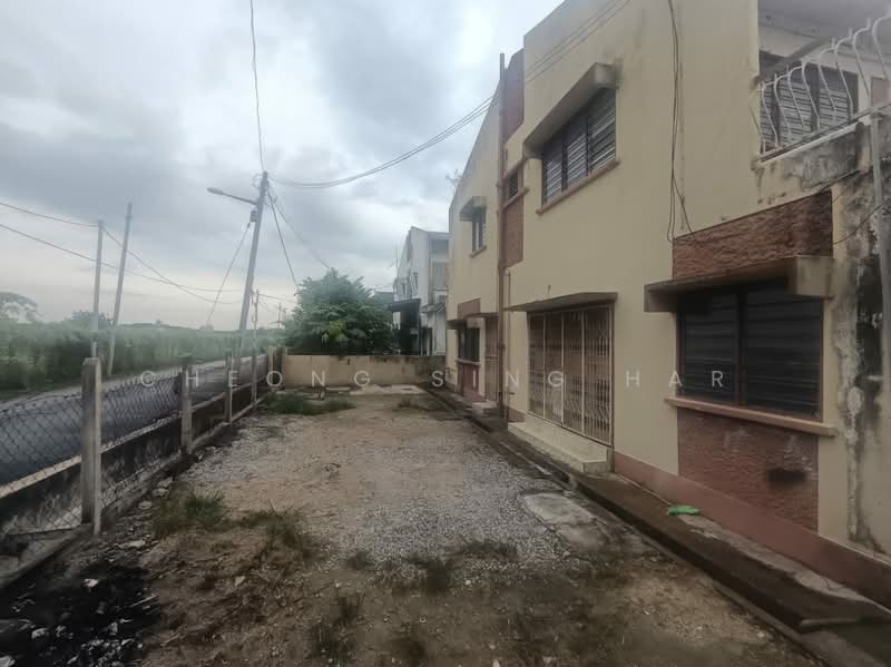 Semi-Detached House for Sale in Sitiawan (Perak) - Cheong Sing Har - Exterior - PropertyGuru.com.my