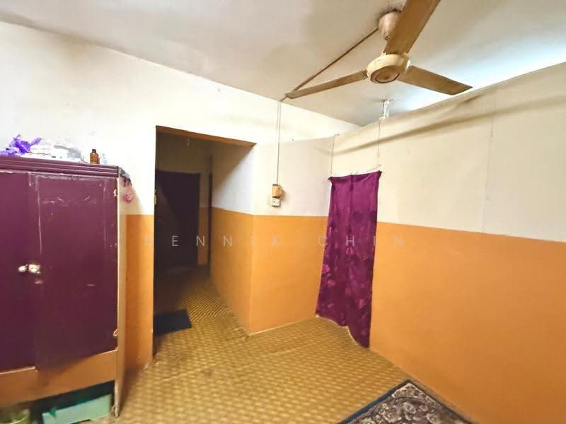 Flat for Sale at Flat Taman Bukit Angkasa - Dennix Chin - Corridor - PropertyGuru.com.my