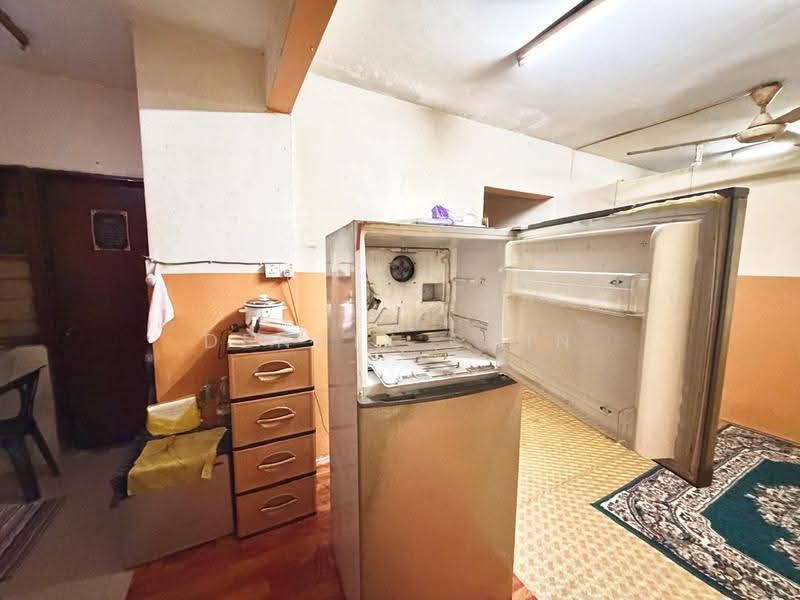 Flat for Sale at Flat Taman Bukit Angkasa - Dennix Chin - Interior - PropertyGuru.com.my
