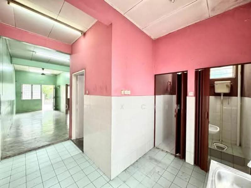 1-storey Terraced House for Sale in Bandar Mahkota Banting (Tanjong Duabelas) - Dennix Chin - Interior - PropertyGuru.com.my