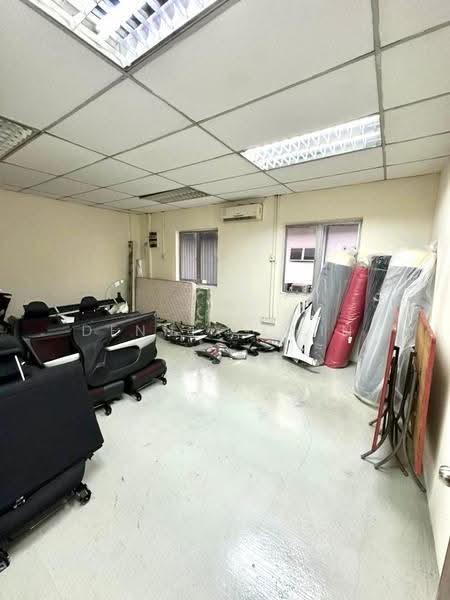 Detached Factory for Sale in Taman Klang Utama (Kapar) - Dennix Chin - Interior - PropertyGuru.com.my