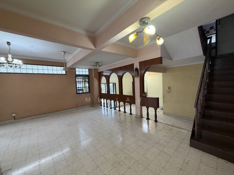Rumah Teres 2 Tingkat untuk Dijual di Taman Desa (Kuala Lumpur) - ML Lau - Living Room - PropertyGuru.com.my
