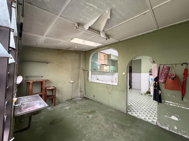 Rumah Teres 2 Tingkat untuk Dijual di Taman Desa (Kuala Lumpur) - ML Lau - Kitchen - PropertyGuru.com.my