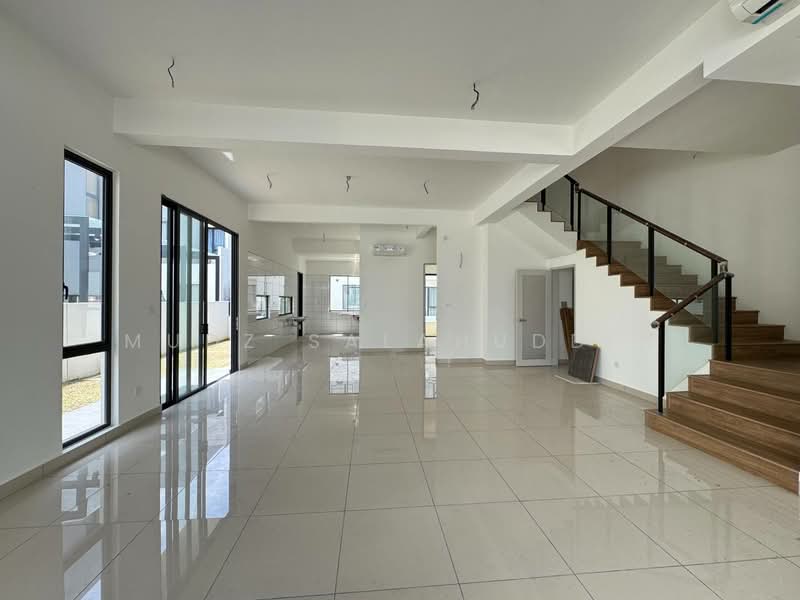 Rumah Teres 2 Tingkat untuk Dijual di Petaling Jaya (Selangor) - Mudz Salahuddin - Living Room - PropertyGuru.com.my