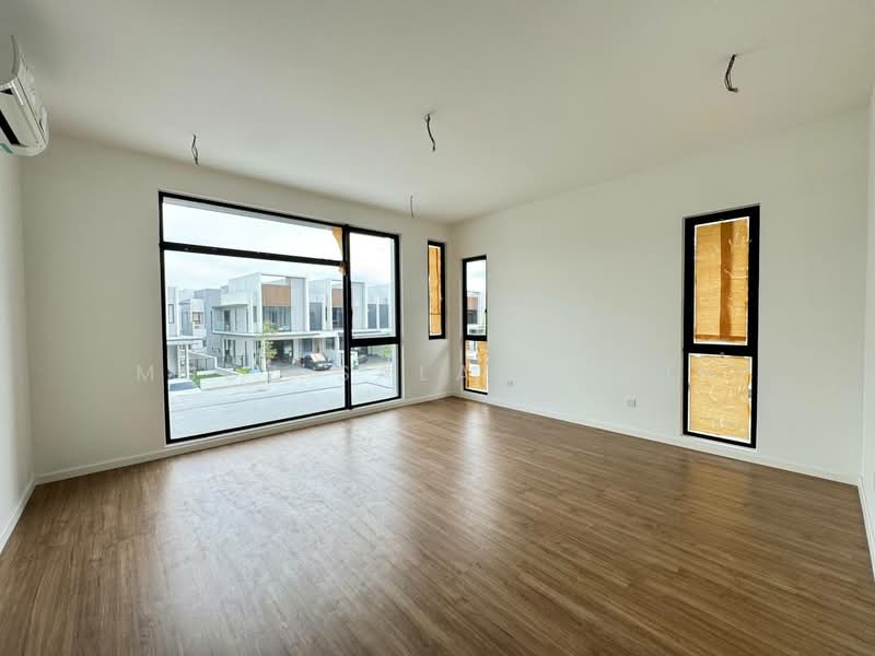 Rumah Teres 2 Tingkat untuk Dijual di Petaling Jaya (Selangor) - Mudz Salahuddin - Living Room - PropertyGuru.com.my
