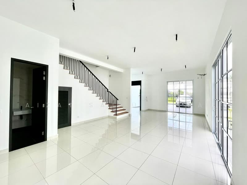 Semi-Detached House for Sale in Eco Majestic (Semenyih) - Aizat Saifulrullah - Living Room - PropertyGuru.com.my