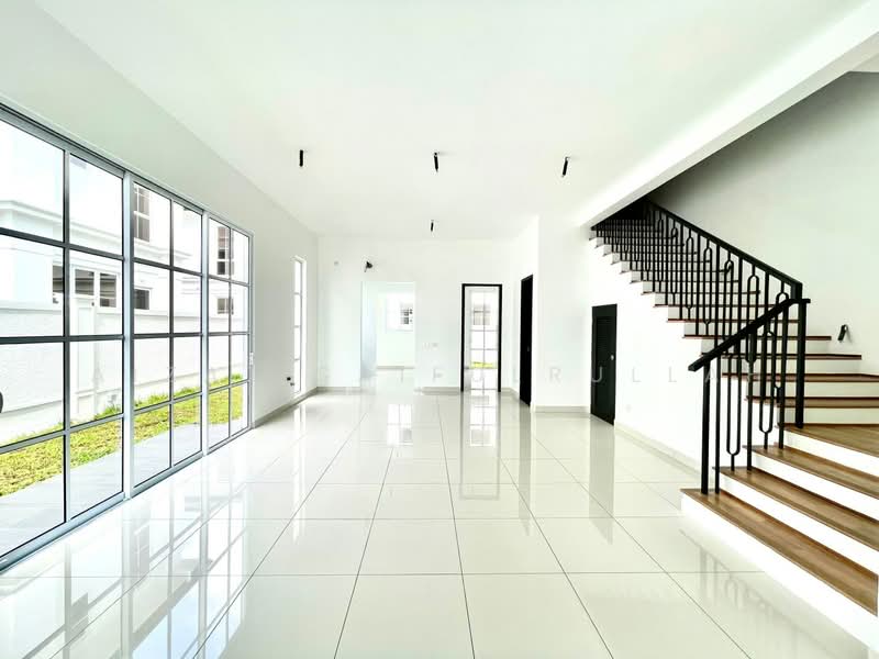 Semi-Detached House for Sale in Eco Majestic (Semenyih) - Aizat Saifulrullah - Living Room - PropertyGuru.com.my