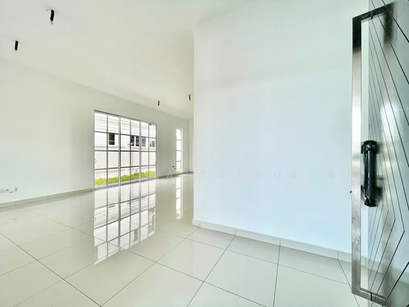 Semi-Detached House for Sale in Eco Majestic (Semenyih) - Aizat Saifulrullah - Entrance - PropertyGuru.com.my