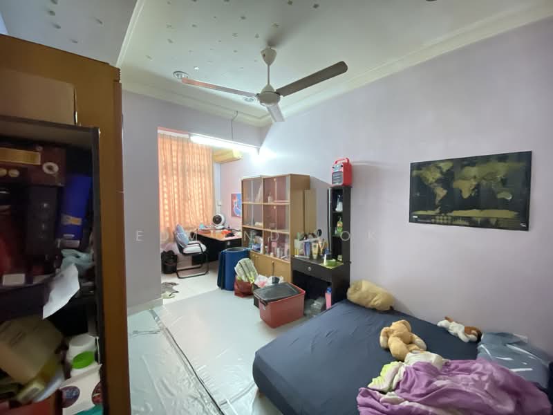 Rumah Teres untuk Dijual di Laman Rimbunan (Kepong) - Edmond Loke - Bedroom - PropertyGuru.com.my