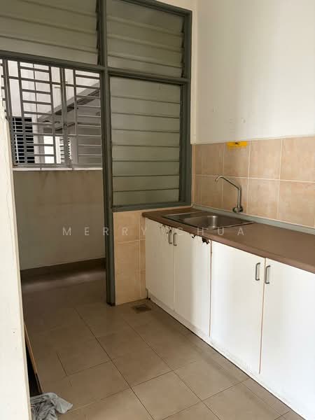 Apartment for Rent at Pangsapuri Kasturi Bandar Dato Onn - Merry Chua - Kitchen - PropertyGuru.com.my