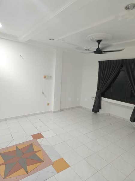 Pangsapuri untuk Dijual di Wisma 2020 - Sam Yeap - Living Room - PropertyGuru.com.my
