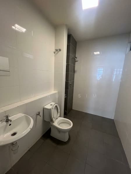 Rumah Teres 2 Tingkat untuk Disewa di Kota Kemuning (Shah Alam) - Venus Sim - Bathroom - PropertyGuru.com.my