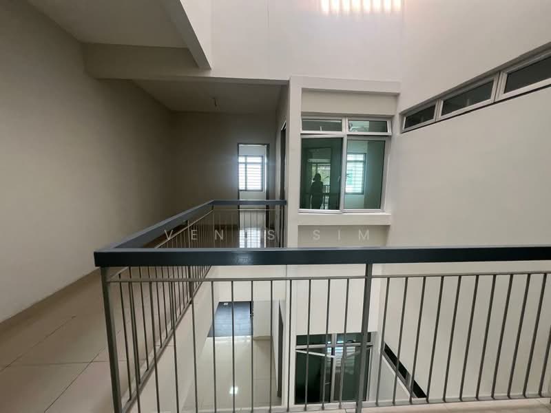 Rumah Teres 2 Tingkat untuk Disewa di Kota Kemuning (Shah Alam) - Venus Sim - Corridor - PropertyGuru.com.my